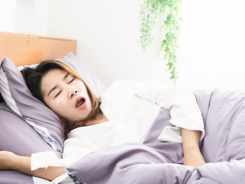 Ronco Feminino: Mitos e Verdades por Trás da Respiração Noturna da Mulher